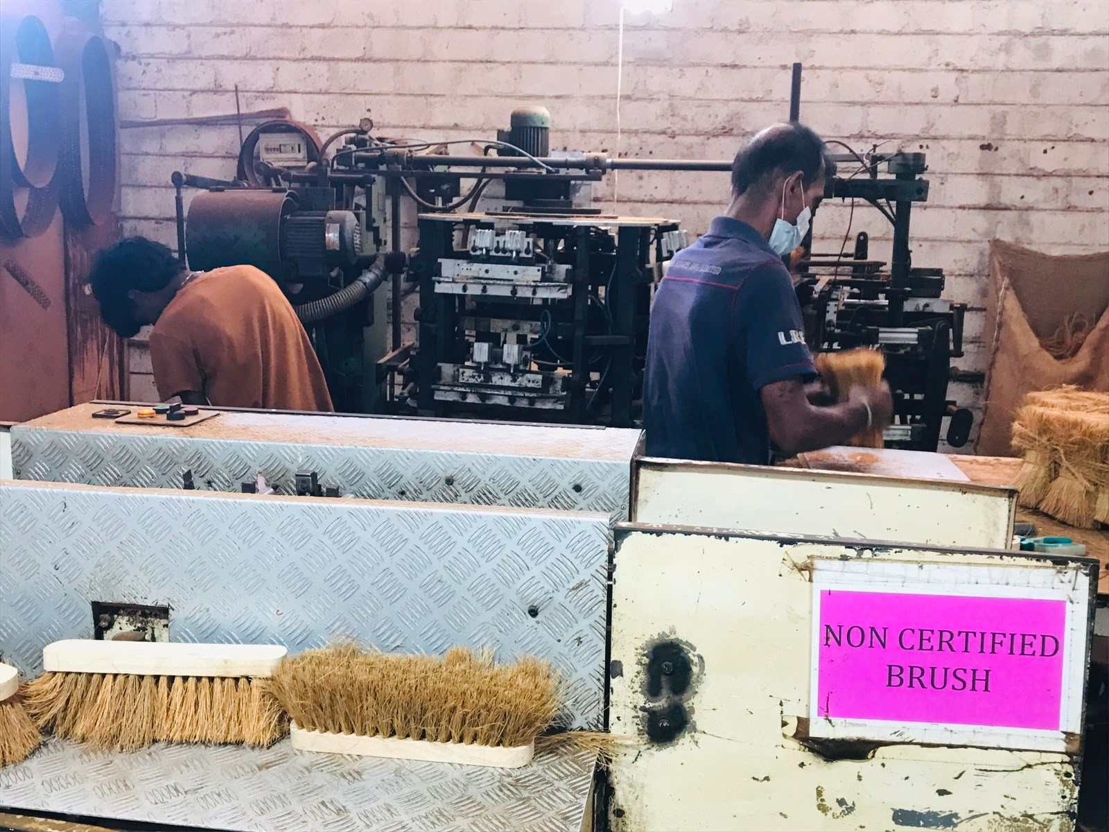 Inside the brush manufacturing unit – Lanka Brush Exports (9)