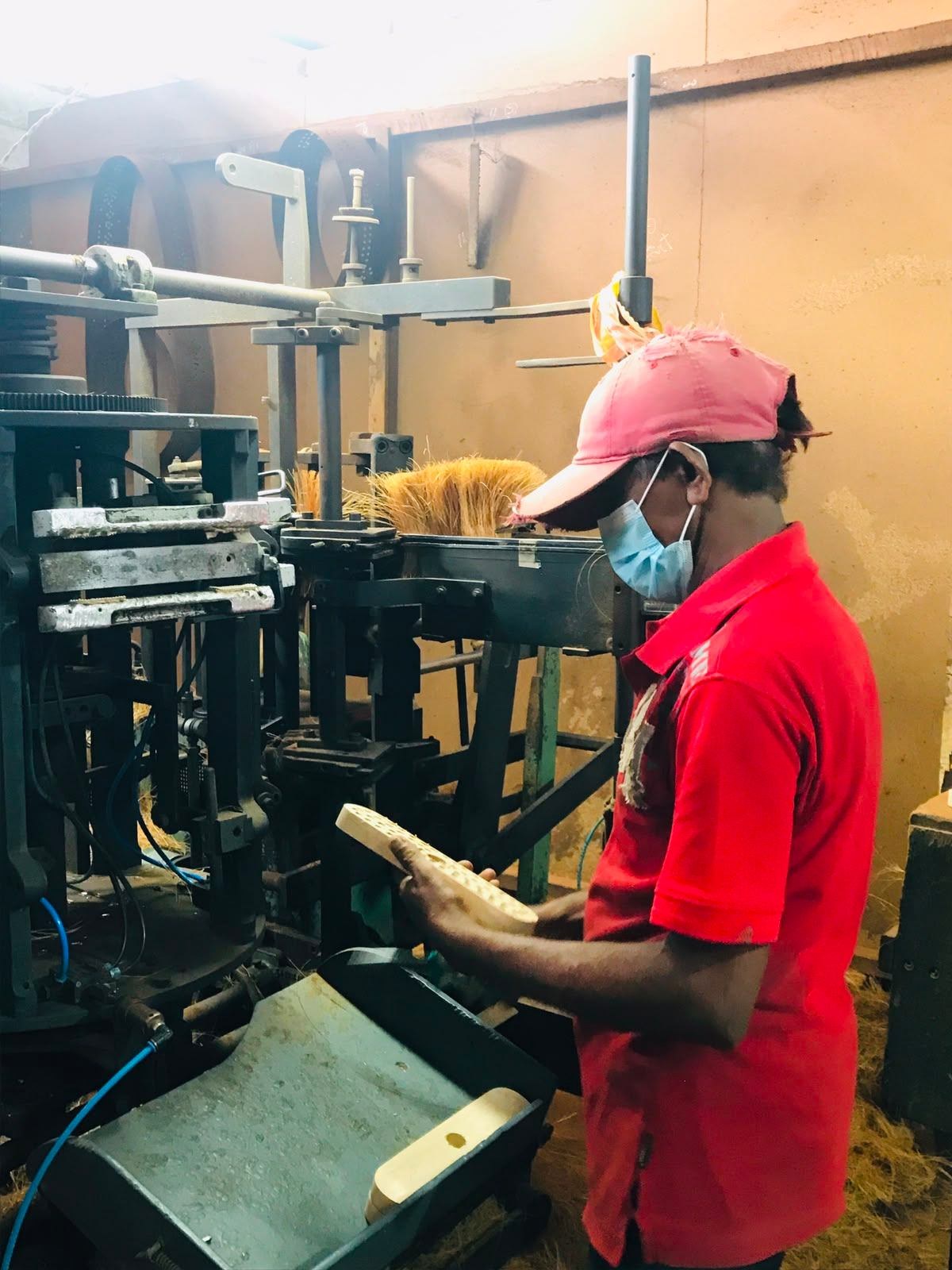 Inside the brush manufacturing unit – Lanka Brush Exports (11)