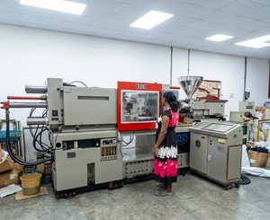 Injection molding machine – plastic & molding unit, Lanka Brush Exports (1)